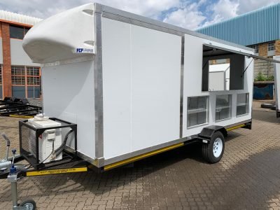 Coldroom-Bar-trailer-Combo-400x300